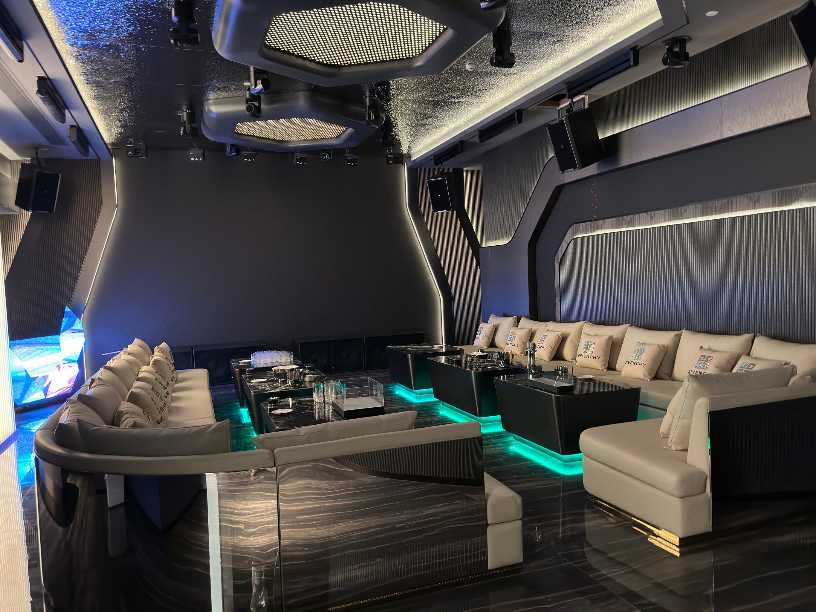 齐齐哈尔商务ktv中低端舒适选择-依安县ktv预定